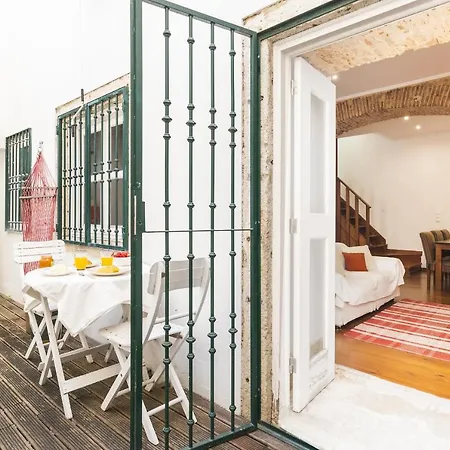 Downtown Duplex By Homing Lisboa
